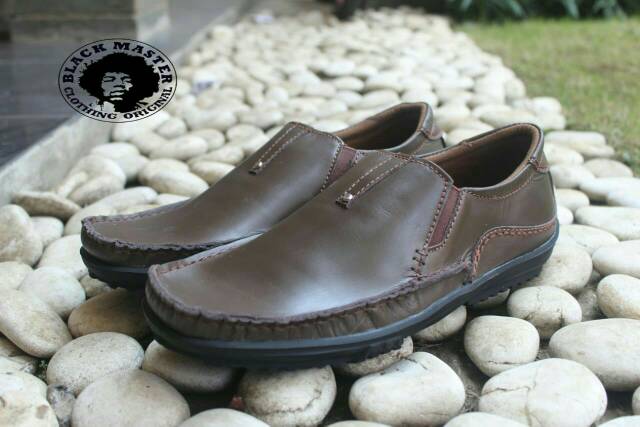 DISC 50% SEPATU SANTAI KULIT ASLI BLACKMASTER RING