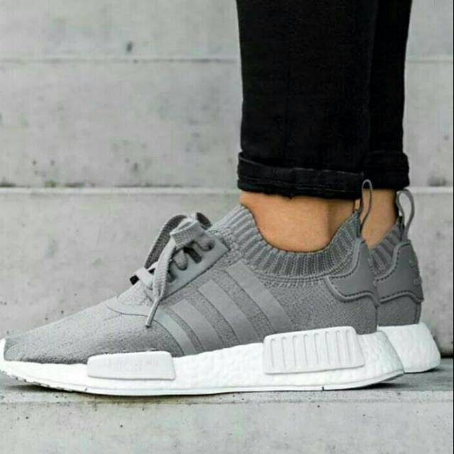 nmd r1 pk womens