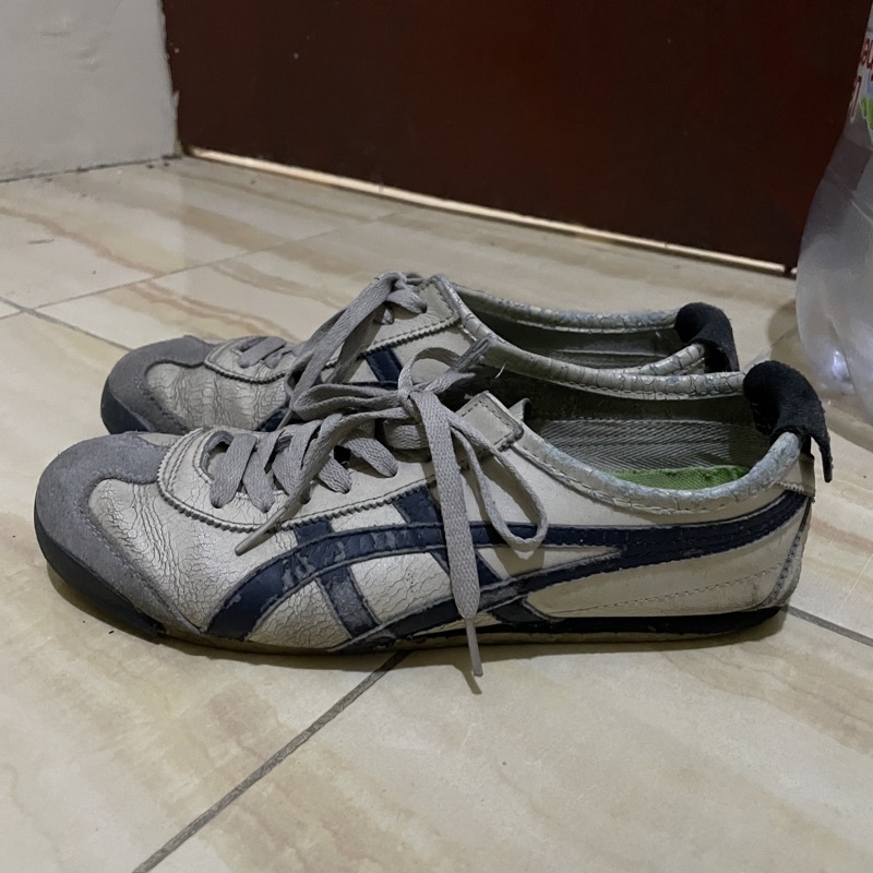 Asics Onitsuka Tiger Bekas