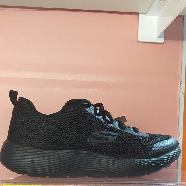 skechers memory foam black