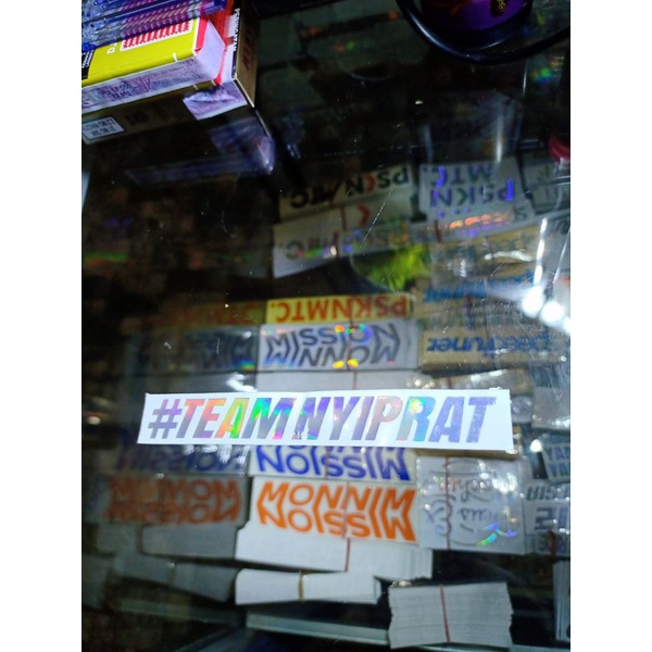 sticker cutting TEAM NYIPRAT hologram