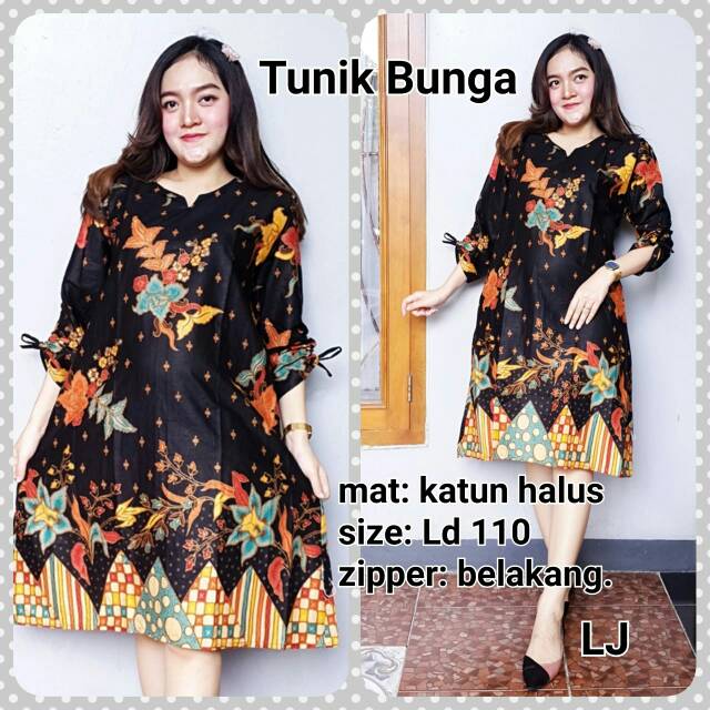 Tunik Bunga Jumbo Lengan Serut Krah V Batik