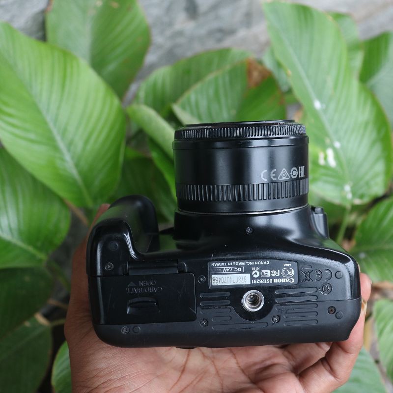 CANON EOS 1100D + LENSA FIX 50MM PAKET BOKEH