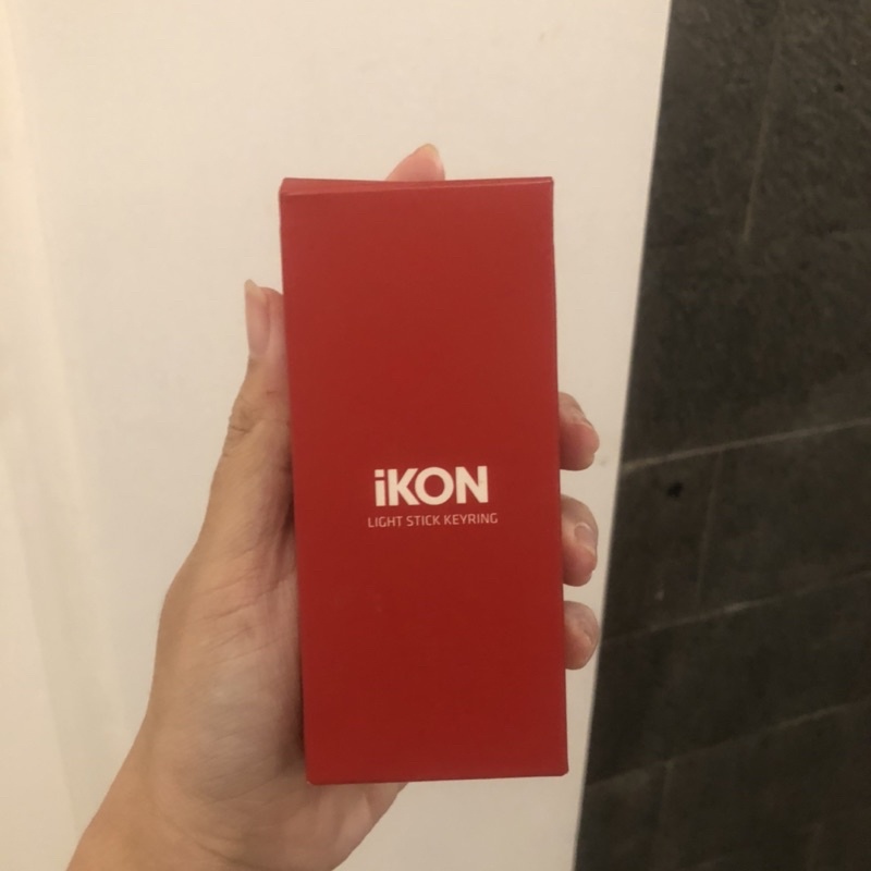 iKON LIGHTSTICK KEYRING OFFICIAL