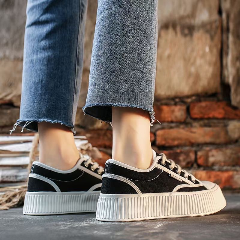 Sneaker Wanita Kanvas Fashionable Terkece Cantik Sneakers Cewe Santai Kekinian Sepatu Keren Sneaker Cewek Keren Sneakers branded Cewe