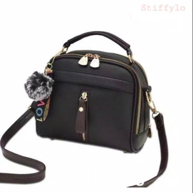 Tas Evalia selempang wanita