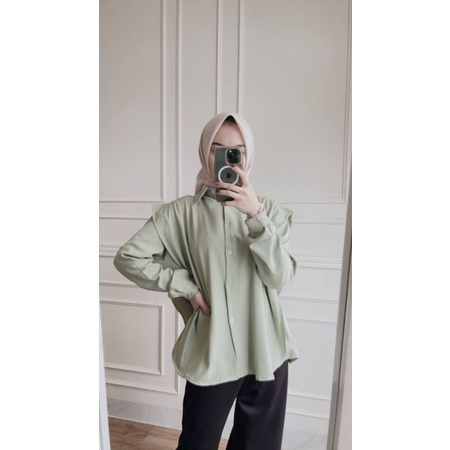 BEFAST - ZFS OOTD Wanita Kemeja Oversize AQILA / BRETA SHAKILA OVERSIZE / Kemeja Casual Wanita Remaja / Kem Polos Formal / Fashion Wanita Kerja / Terbaru 2022 / Kemeja Banyak Warna / Kemeja Remaja Wanita Terlaris