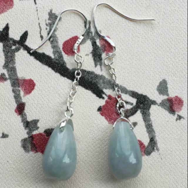 Giok Anting Asli Bersertifikat Grade A