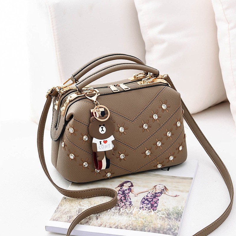 TAS FASHION WANITA DAN IMPORT  &quot; TAS HAPPY BQ2065 B998726 FB98726 LT1325 EL 385 KPC8736 GT1225