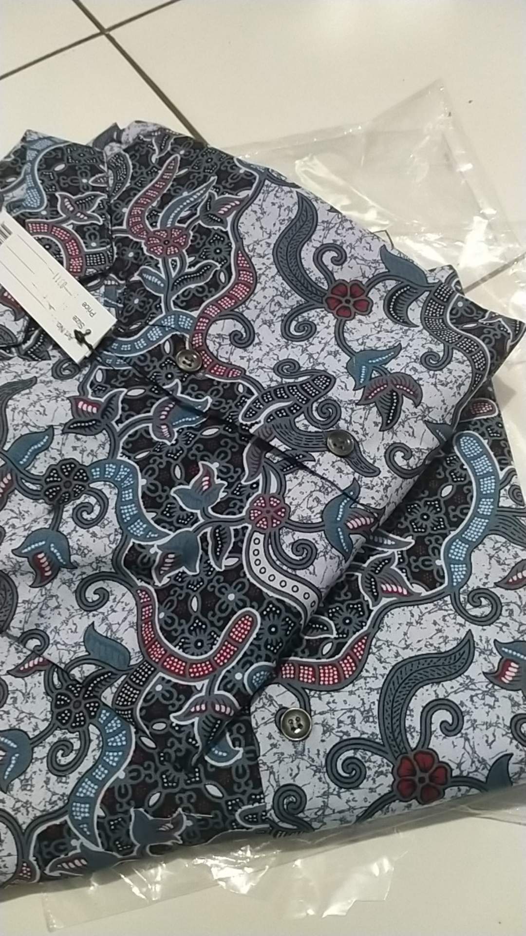 Batik Pria//batik Istimewa//batik Modern//batik Cowok//batik Premium//kode Batik:cd 535