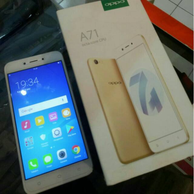 Jogja HP 4G Oppo A71 mulus masih garansi bisa tukar tambah