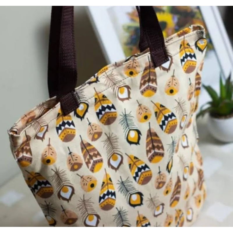 Totebag kanvas motif bulu merak-tas totebag kanvas-tas selempang