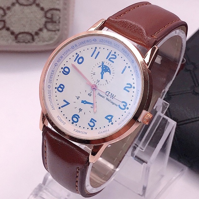 Jam Tangan Fashion Pria/Wanita/Pasangan Analog Men Dan Women Quartz Bahan Kulit C10