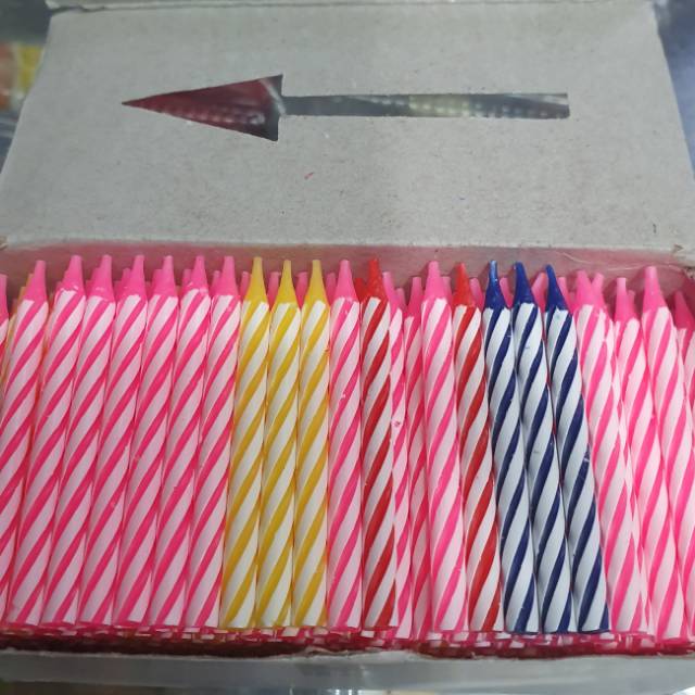 

Lilin pepermint 1dus isi 288 pch/batang tinggi 6cm kecil