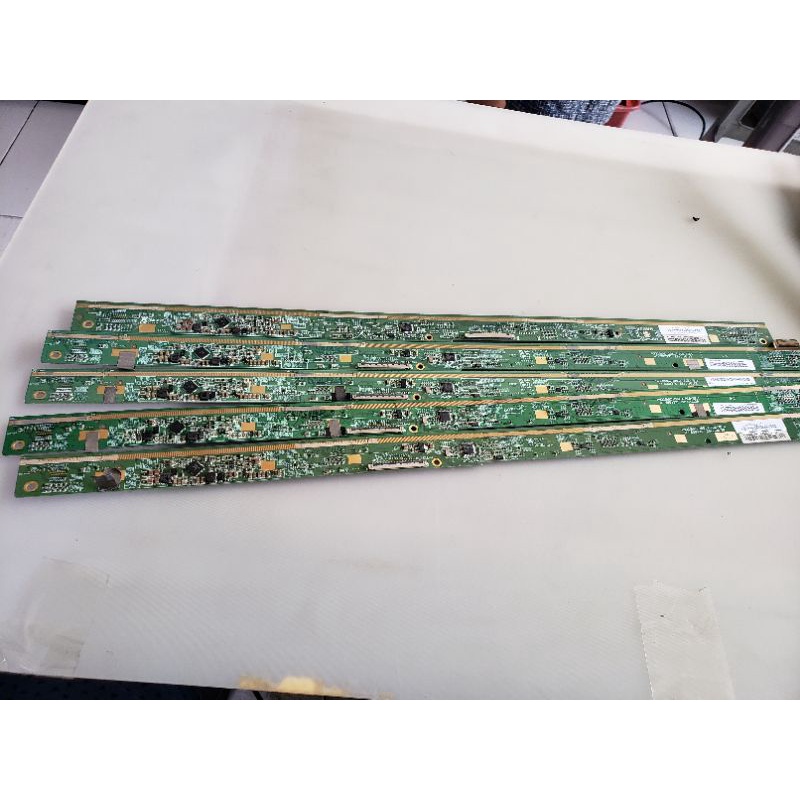 TICON PANEL TV LED LG 32LB550 LG 32LB550