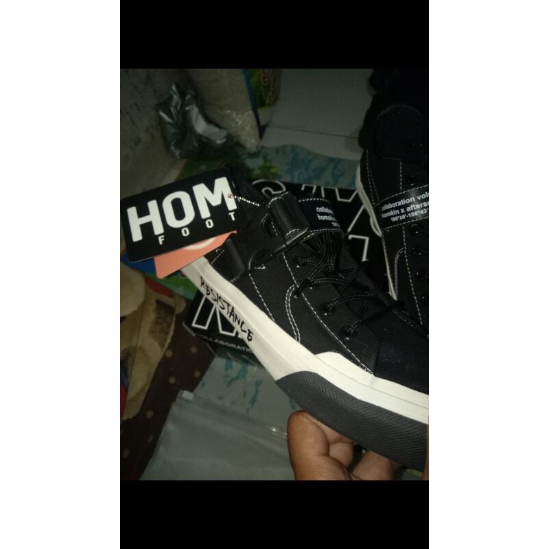 Homskin X Aftersundays Size 42