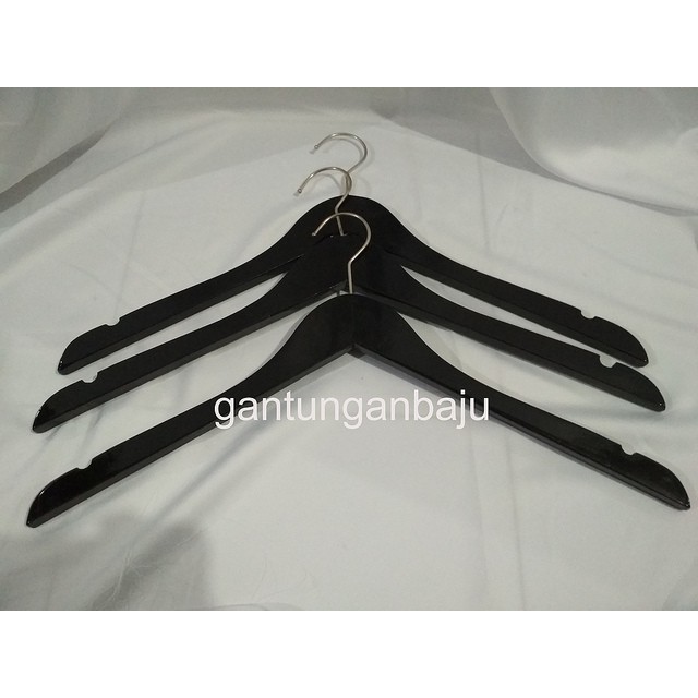 hanger kayu hitam gantungan baju kayu hitam