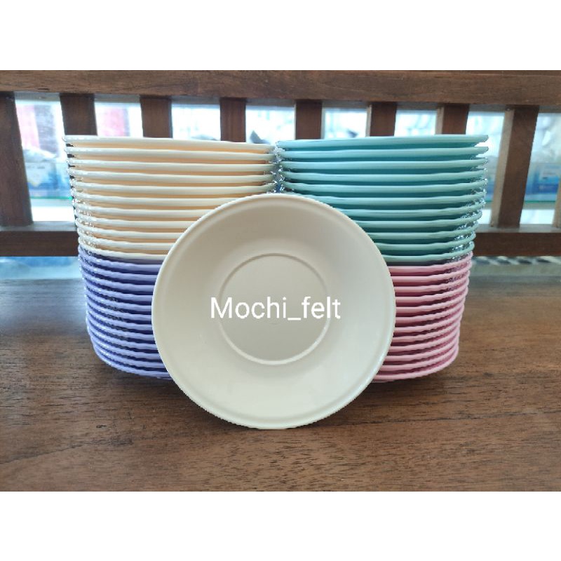 12pcs / 1 lusin tatakan / piring kecil plastik HOYA
