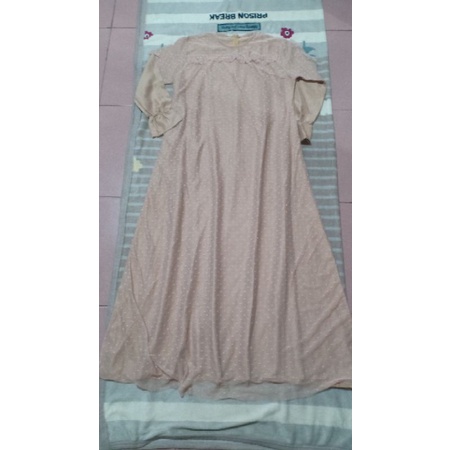 READY DRESS TILE DOTTY