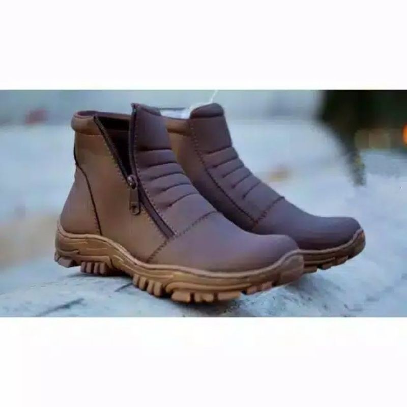 SEPATU SAFETY SEMI BOOTS KICKERS PRIA KULIT BOOT SEfTY BUT SEPTI BUTS SEVTI BOT SEPTY BOTS SEFTY