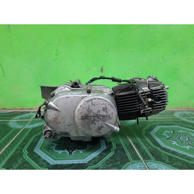 Mesin Honda C series Win 100