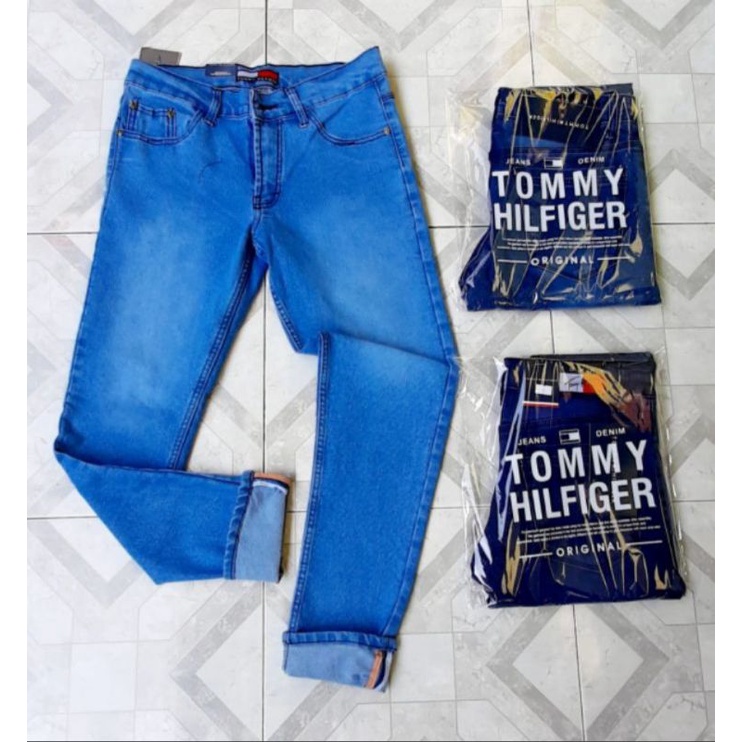 JEAN TOMMY HILFIGER