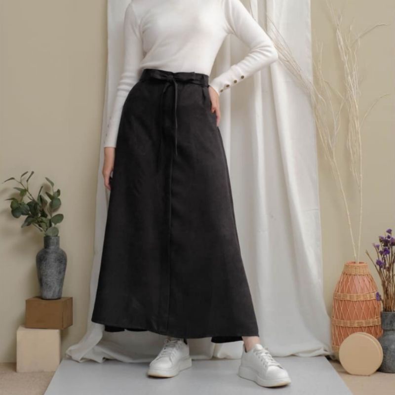 ALEEYA Rok Suede Tali Pita / Moza Maxi Skirt Suede (2124)