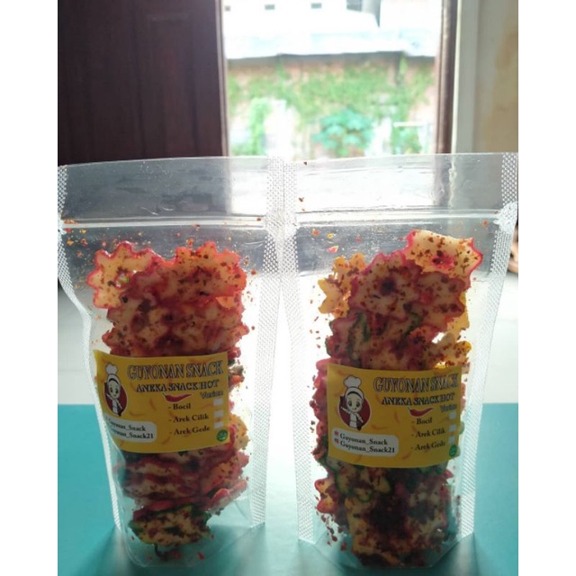 

Seblak kering (snack hot)