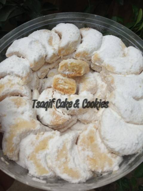 

Kue Putri Salju Keju 500 Gram