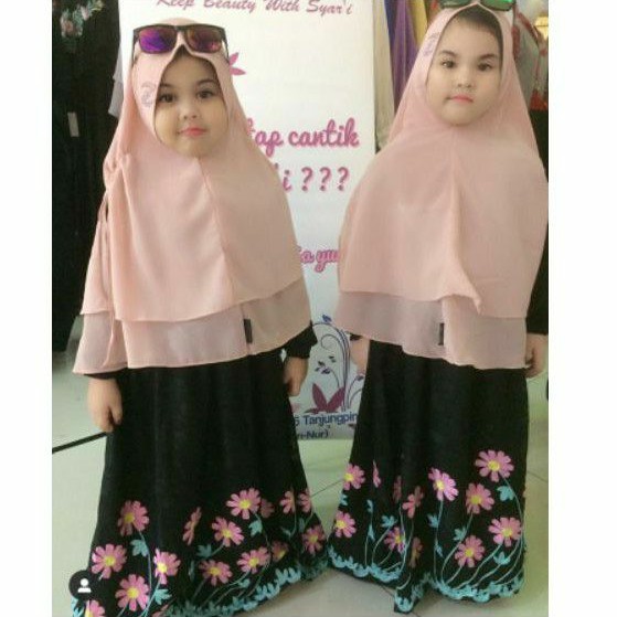 Preloved Gamis Anak Zurazarine / Gamis Branded Anak