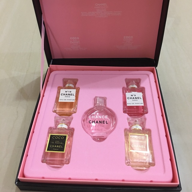 CHANEL PARFUM Miniatur / CHANEL / CHANEL PARIS / CHANEL GIFT ISI  5 / GIFT SET