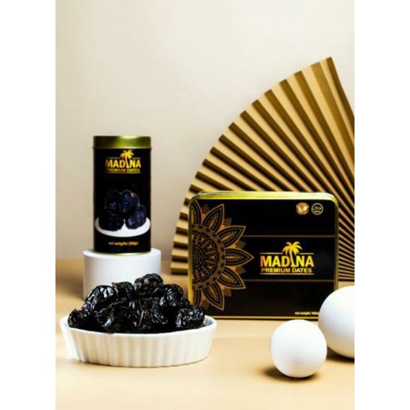 

Kurma Ajwa Madina JUMBO PREMIUM