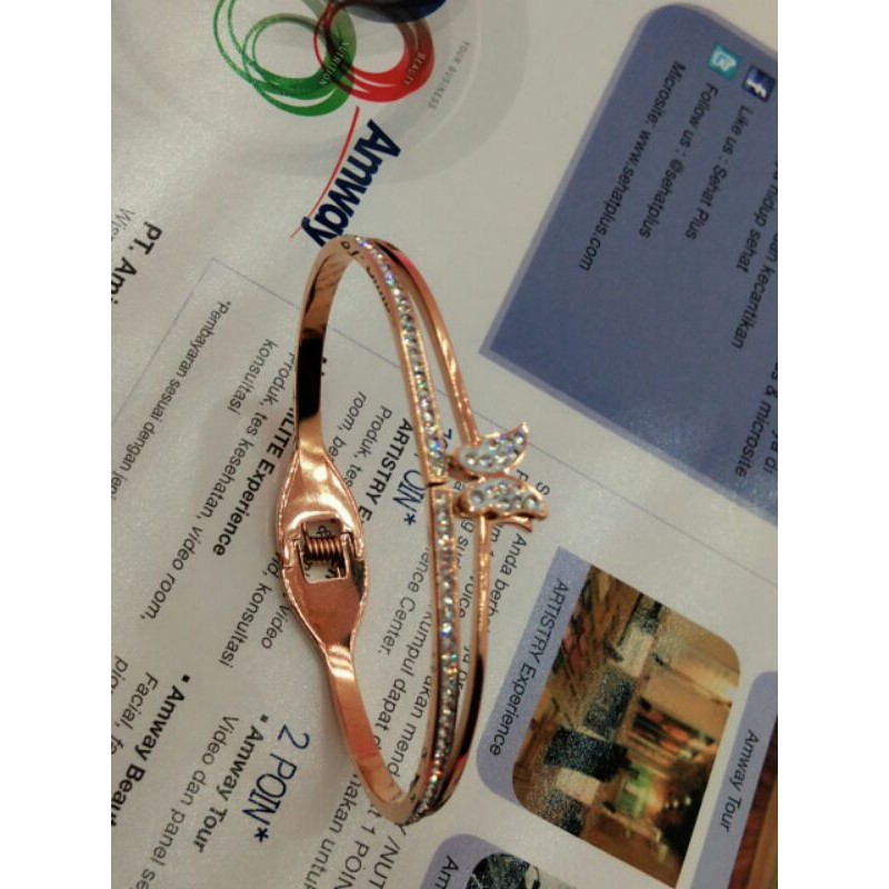 GELANG TITANIUM KUPU KUPU / GELANG WANITA IMPORT / GELANG IMPORT TITANIUM ROSE GOLD