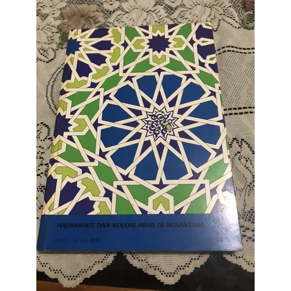 Hadramaut Dan Koloni Arab Di Nusantara