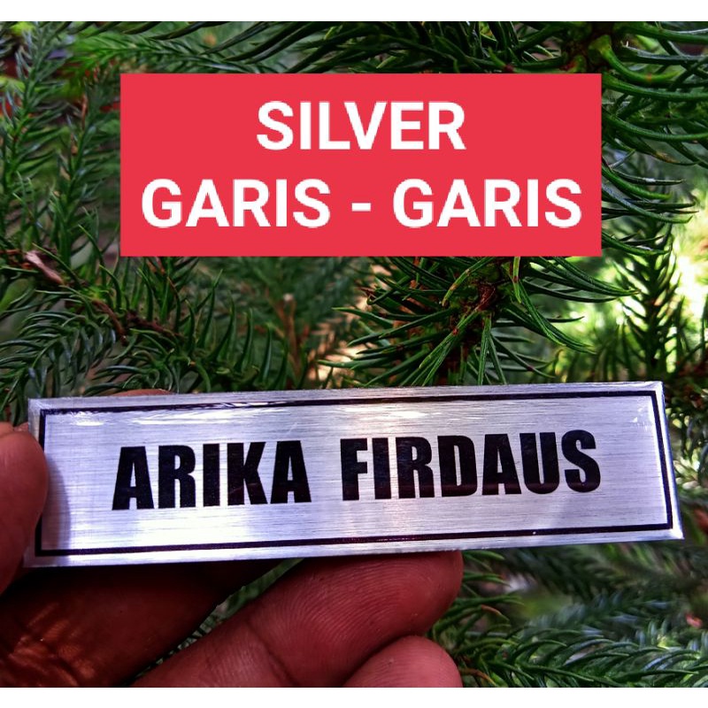 Name Tag Silver Garis Garis