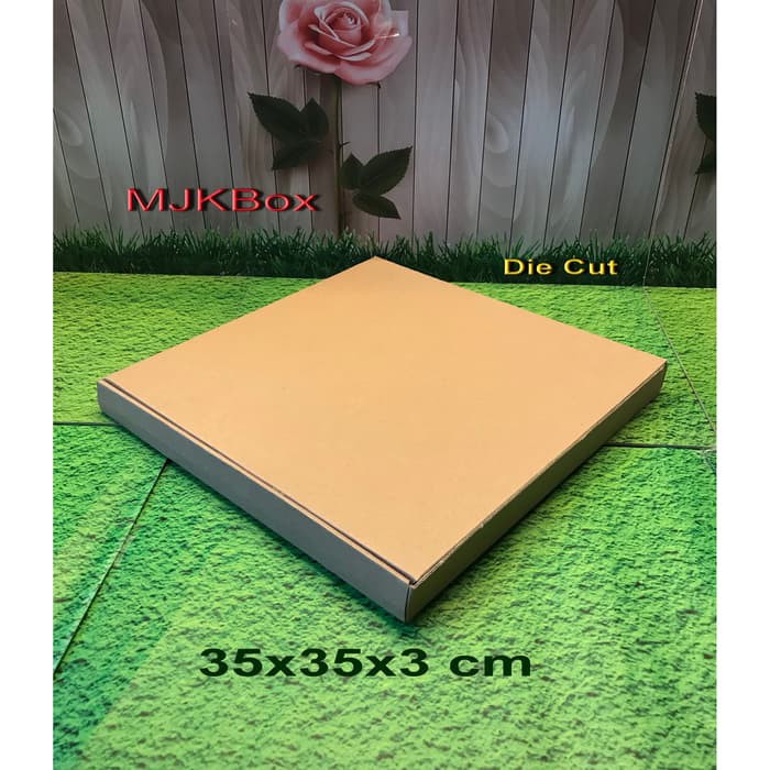 

SALE kardus karton box Uk. 35x35x3 cm ......DIE CUT minimal beli 20 pcs