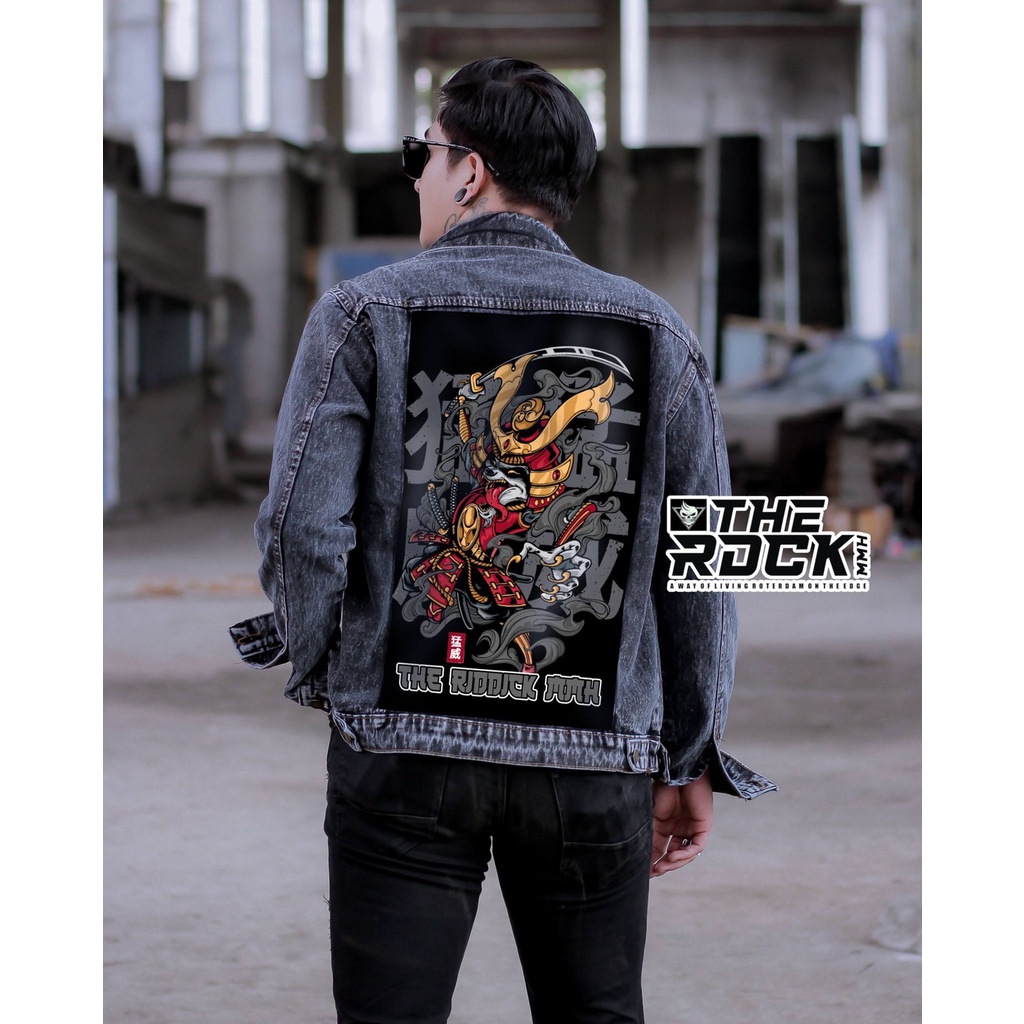 bayar ditempat/ jaket pria denim jeans bergambar belakang/ jaket jeans pria terbaru 2022 /jaket pria printing/ jaket jeans pria bergambar terbaru/ jaket pria keren