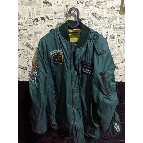 Jaket bomber Bulls syndicate