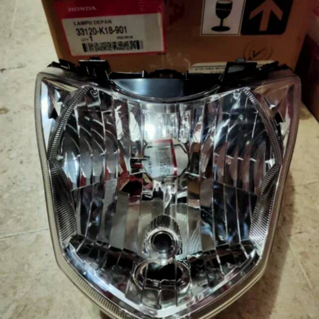 Reflektor Honda Verza