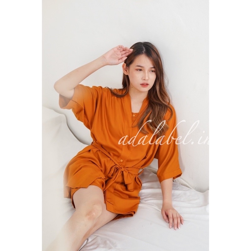 SET BAJU TIDUR SETELAN PIYAMA RAYON POLOS WANITA 3 in 1 LILY PAJAMAS LENGAN PANJANG PREMIUM HOMEWEAR