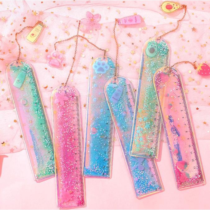 

PENGGARIS LENTUR 15CM LUCU GLITTER RULER BOOKMARK AKSEN GANTUNGAN MINI - AVOCADO