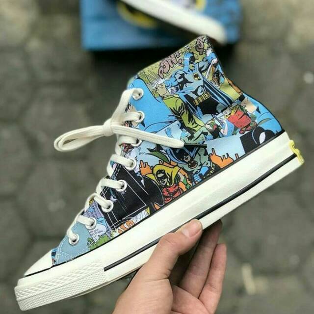 Converse 70s DC comic batman