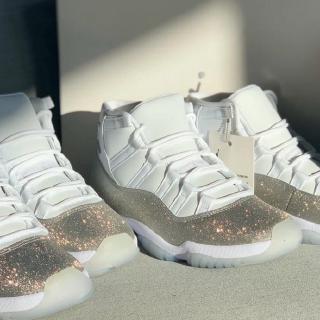  Sepatu  Basket Model Air Jordan  Aj11 Glitter Pink Dan Putih 