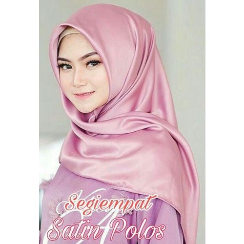 Jilbab Segi Empat Satin Velvet Segi Empat Satin Maxmara Segi Empat Pesta