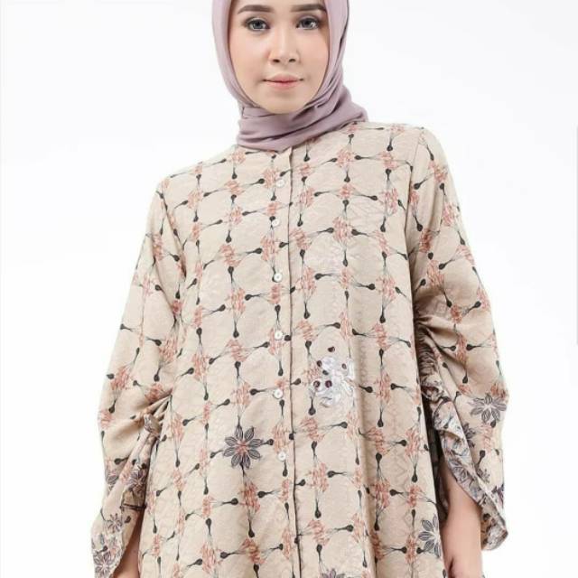 KURANJI TOP RIA MIRANDA