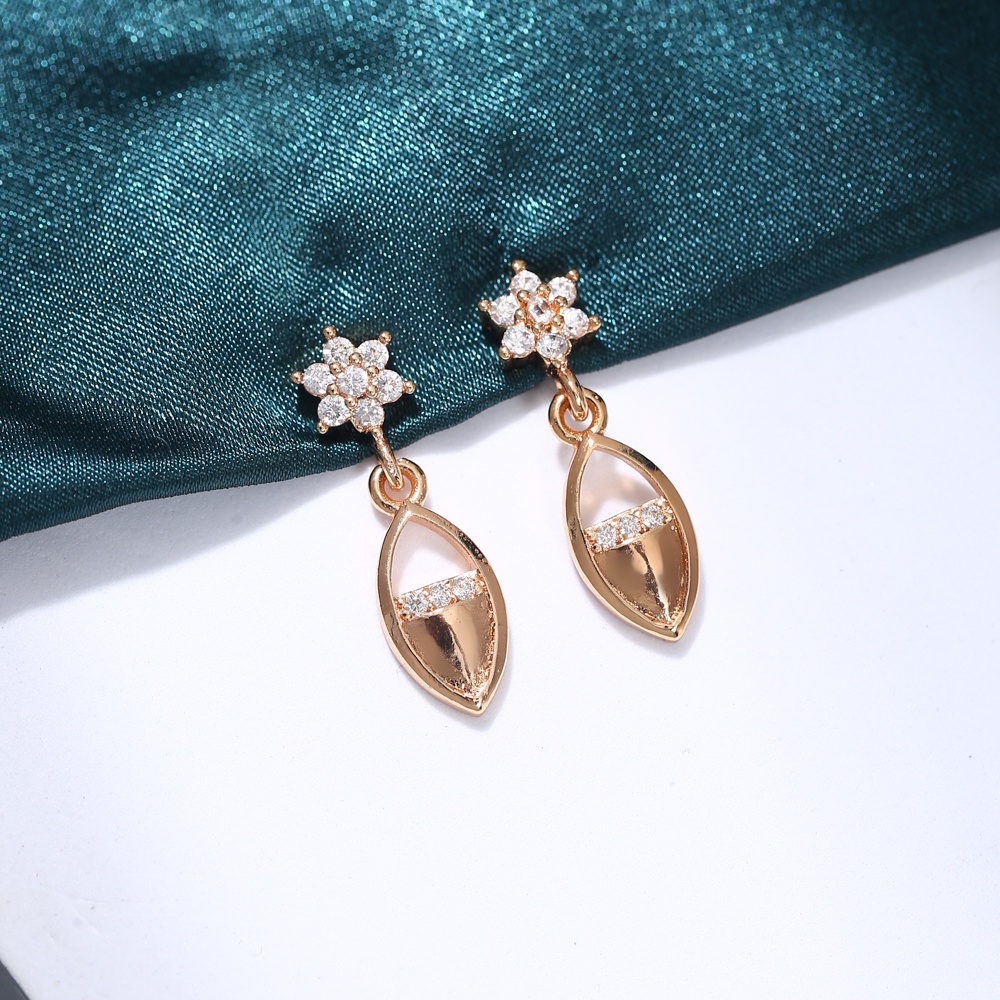 COD Anting Ala Korea Bentuk Tetesan Air / Anting Paduan Air Anting / Aksesoris Fashion D301