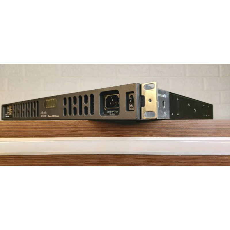 Switch Cisco 4300 Series ISR4331-SEC  K9 Second Berkualitas