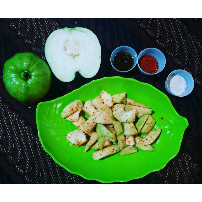 

Rujak jambu kristal by kasa
