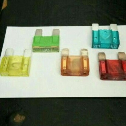 sikring sekring besar Jeep cherokee XJ grand cherokee ZJ wrangler YJ