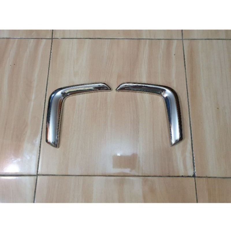 Jual List Garnish Bumper Radiator Toyota Innova Reborn Venturer